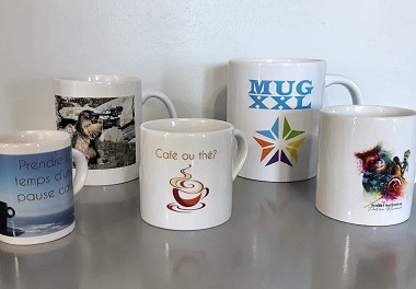 mug XXL personnalisé blanc imprimé en couleur quadri. - Script Adour